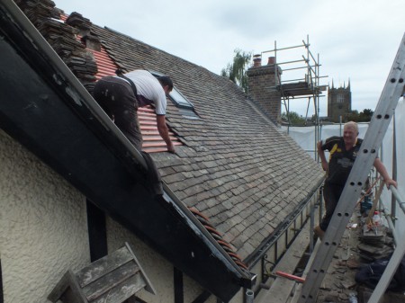 front-roof-tiling