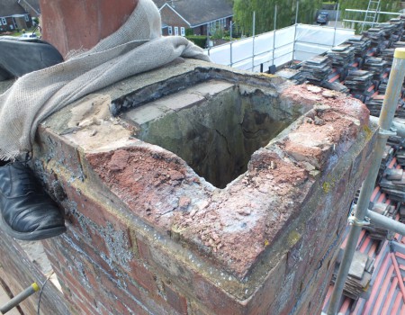 spalled-bricks-north-chimney